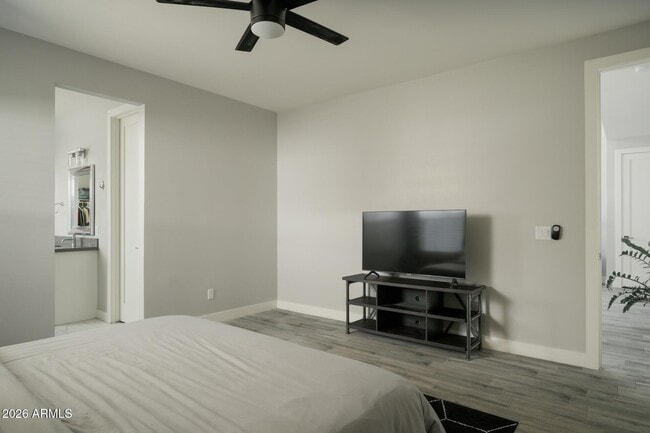 Building Photo - 2821 N 28th Pl