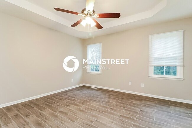 Building Photo - 3 Bedroom Pet-Friendly Home in CLAYTON, NC with Main Street Renewal