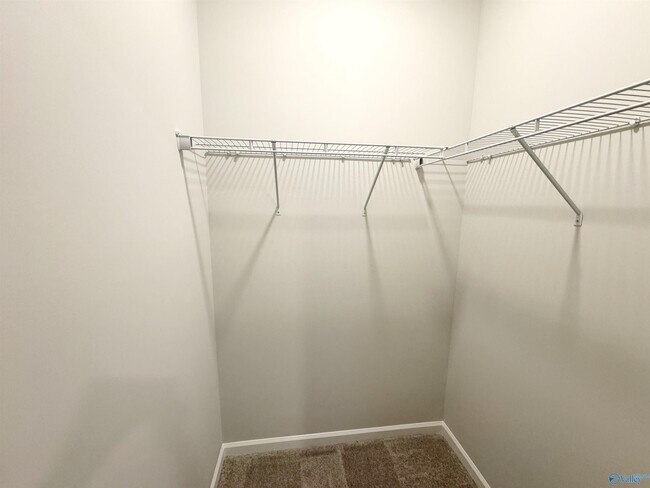 Building Photo - 207 Osceola Cir