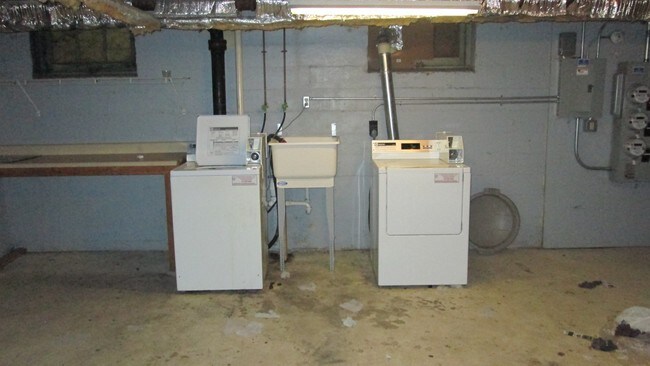 Washer/Dryer - 3959 N 19th Pl