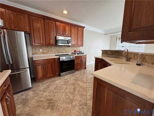 Building Photo - 940 Jamerson Ln