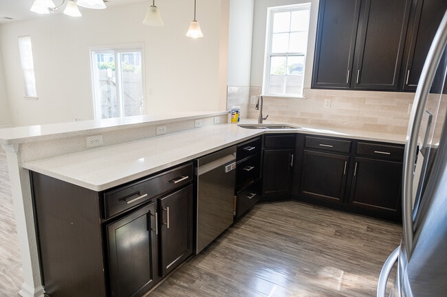 Building Photo - 3961 Trenwith Ln