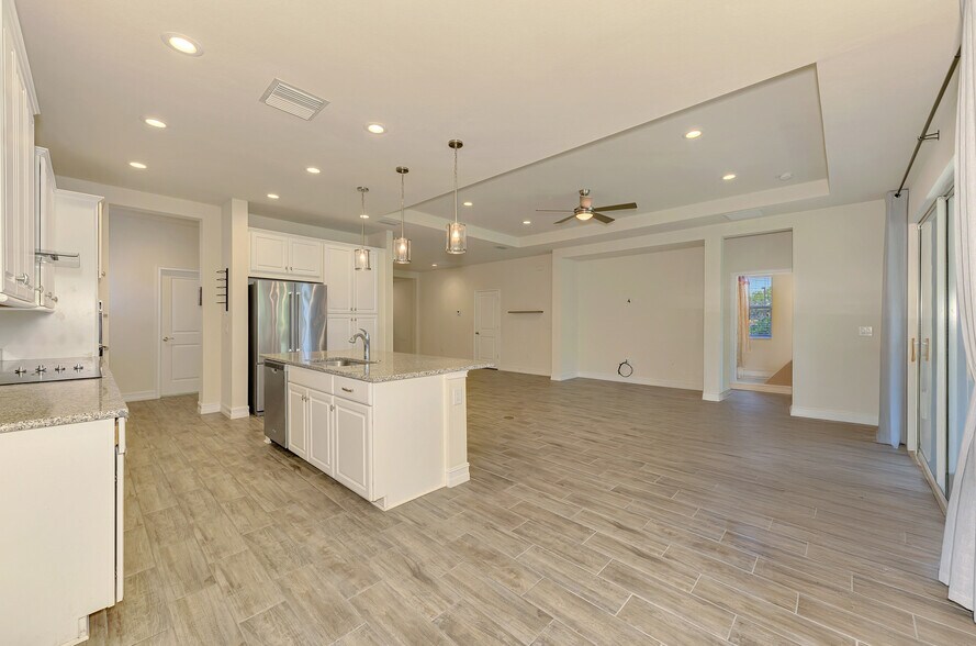 Building Photo - 4400 Conchfish Ln
