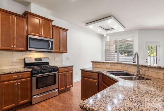 Building Photo - 4037 Black Walnut Wy