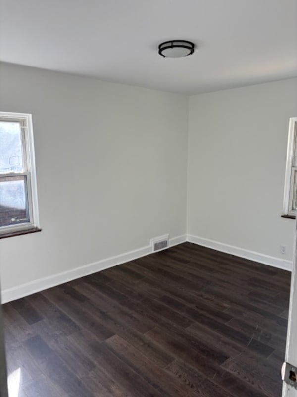 Building Photo - 14127 Winthrop St