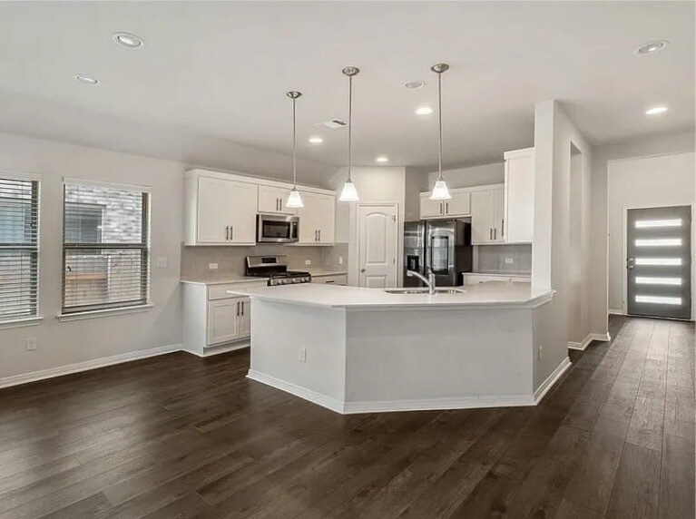 Kitchen - 420 Blue Oak Blvd