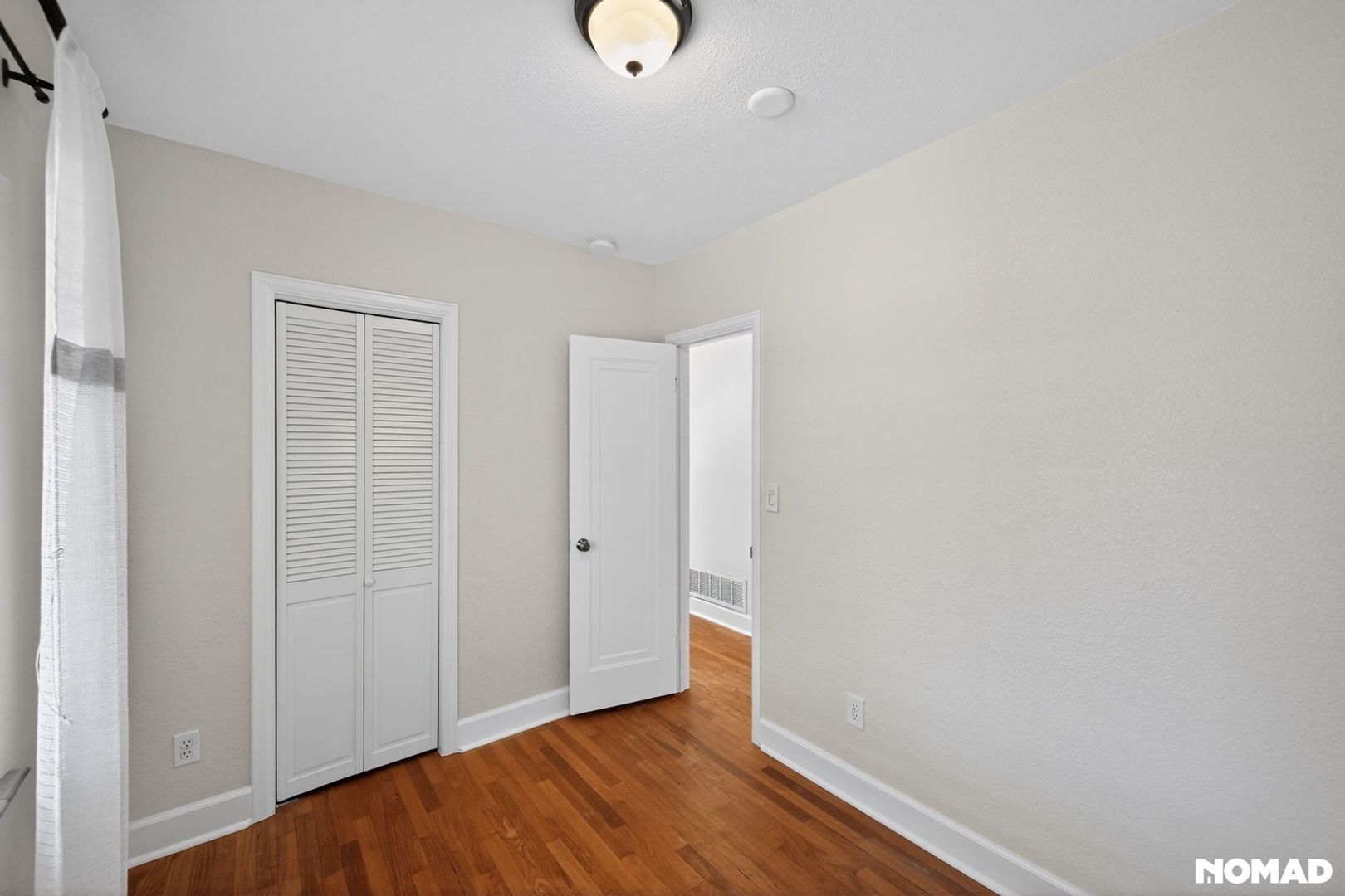 Building Photo - 2650 Cook St