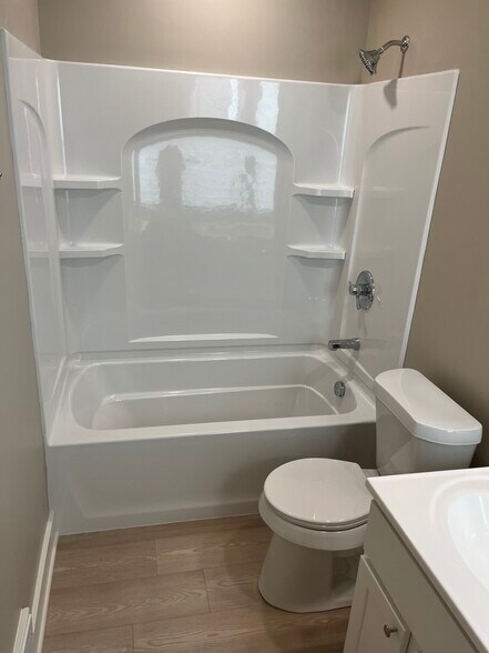 Building Photo - 1031 Veto St NW