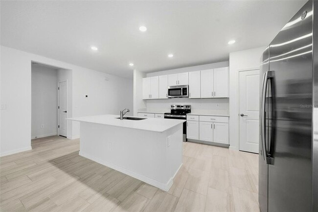Building Photo - 9820 Feaster Dr
