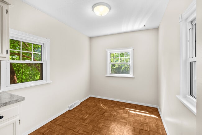 Building Photo - 2626 120th St
