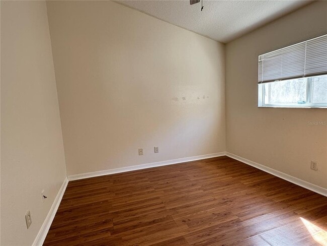 Building Photo - 210 Chardonnay Pl