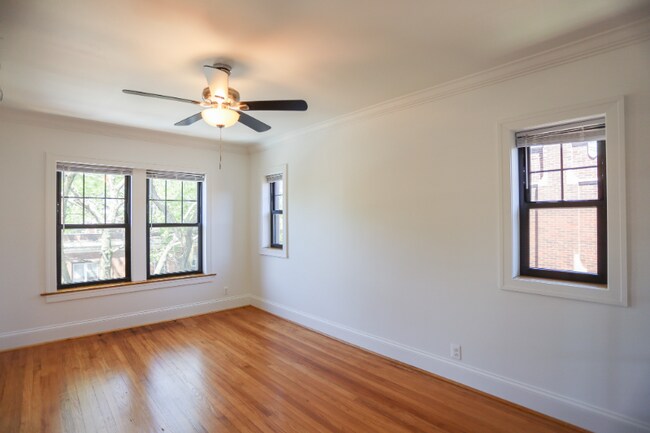 Building Photo - 4403 Hamilton