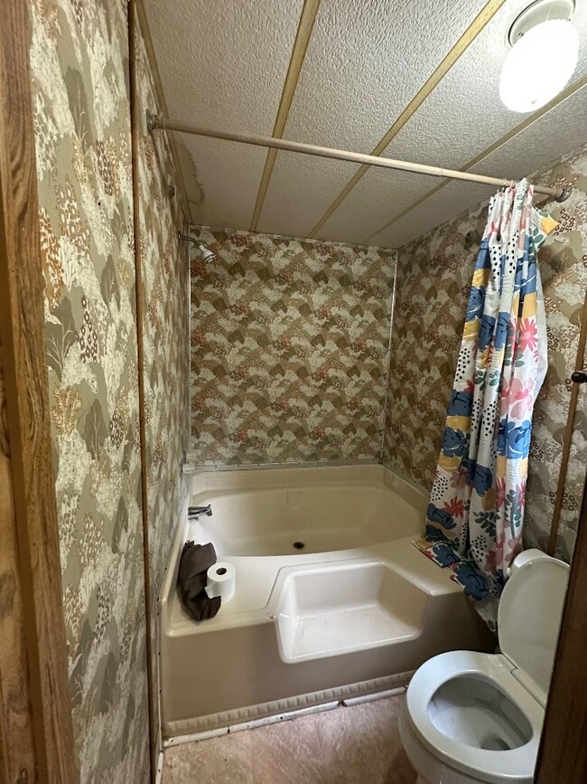 Building Photo - 3107 Switzer Rd