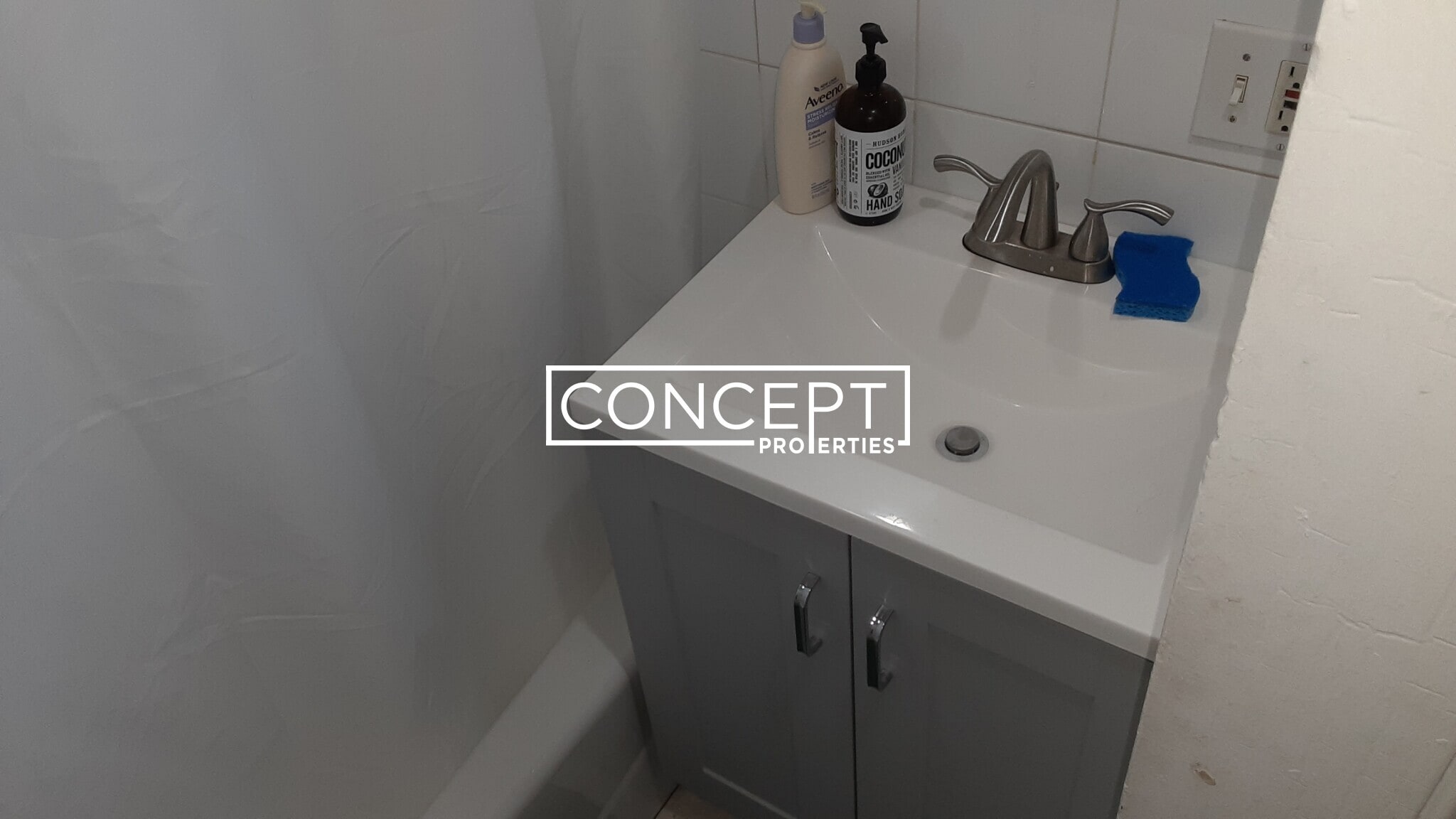 Building Photo - 25 Everett St