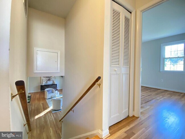 Building Photo - 11509 Parkedge Dr