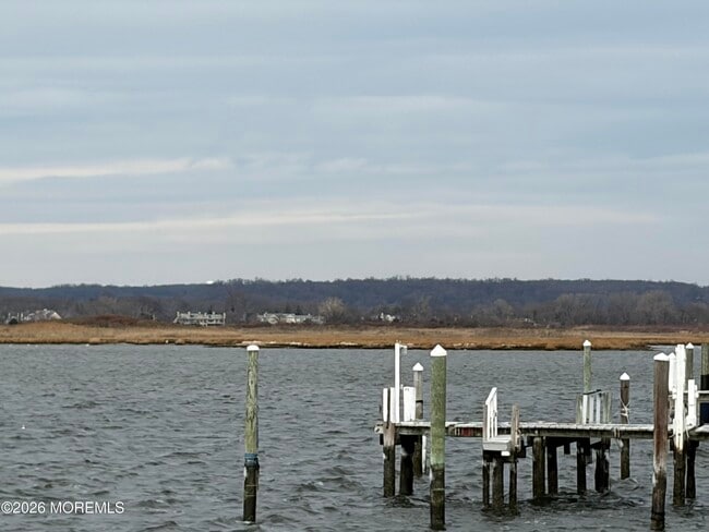 Building Photo - 135 Wharfside Dr