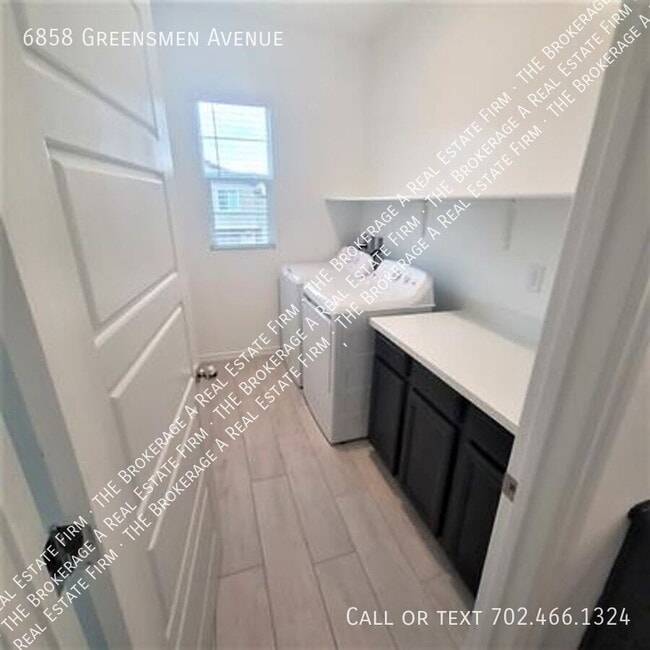 Building Photo - 6858 Greensmen Ave