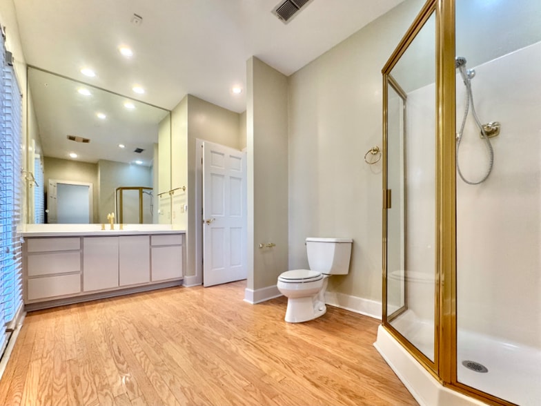 Building Photo - 1812 Seminole Rd