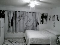 Building Photo - 2380 S Bardell Ave