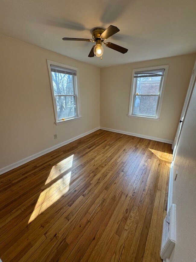 Building Photo - 2215/2217 Hecker Ave