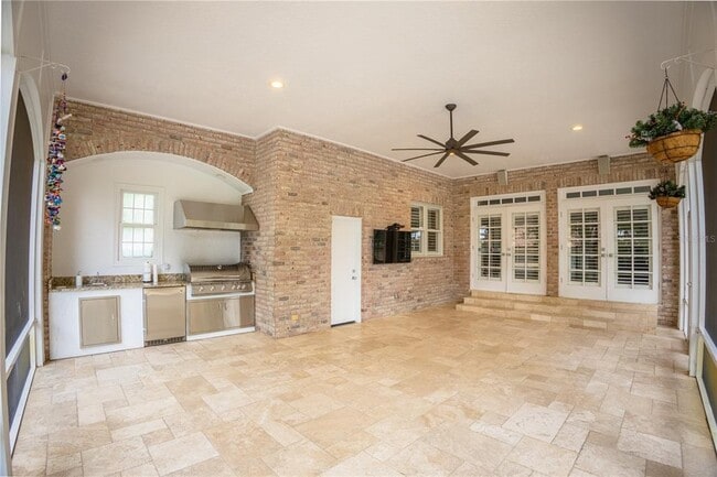 Building Photo - 5001 Latrobe Dr