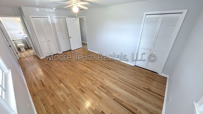 Building Photo - Spacious Updated Home on 1.6 Acres – Prime Location Near Arden, Fletcher & Mills River