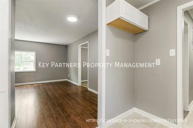 Building Photo - 7517 Rainbow Dr