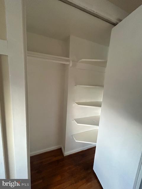 Building Photo - 10142 Fair Wds Dr