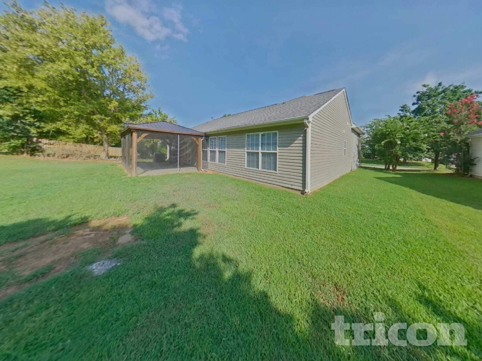 Building Photo - 1533 Moss Creek Dr