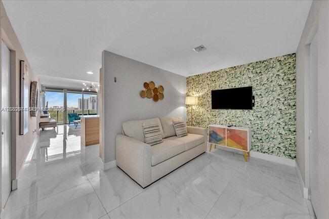 Building Photo - 16385 Biscayne Blvd