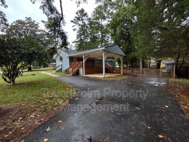Building Photo - 6414 Elmwood Cir