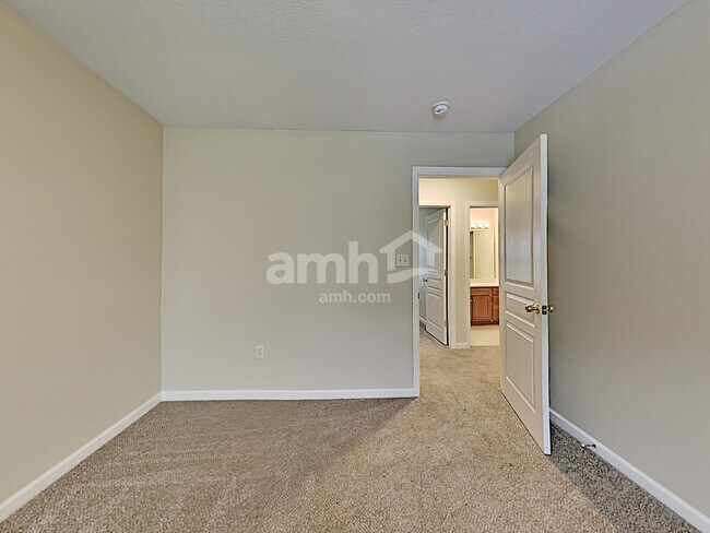 Building Photo - 1610 Polte Ln