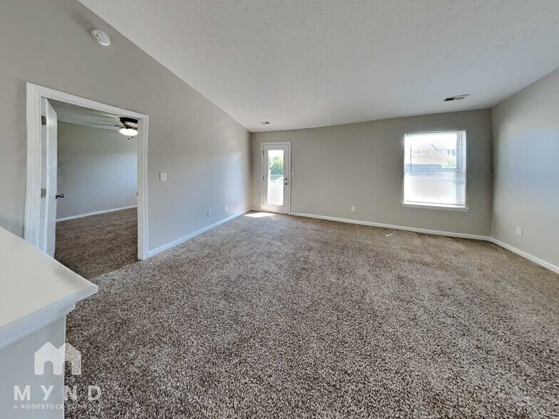 Building Photo - 447 Ashby Dr