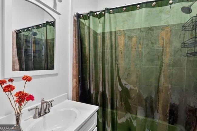 Building Photo - 1411 Glenwood Ave SE