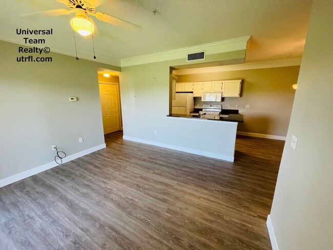 Building Photo - 11480 Villa Grand