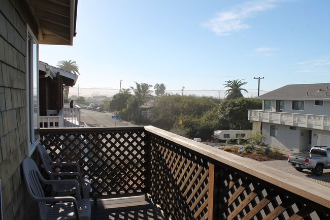 Building Photo - Family home in North Morro Bay