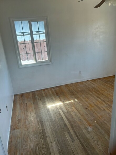 Building Photo - 16774 Zenda St