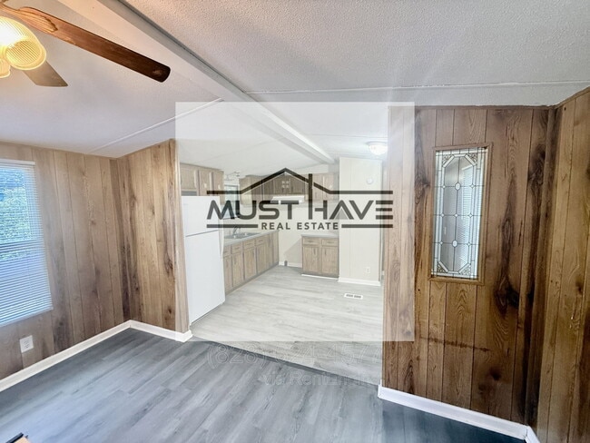Building Photo - 1479 Brooksouth Dr