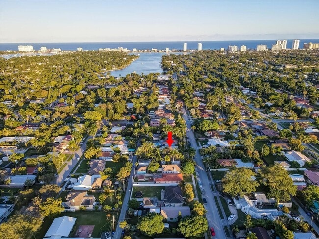 Building Photo - 1425 Madison St