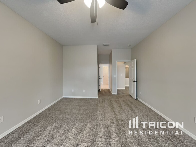 Building Photo - 1143 Emerald Hill Way
