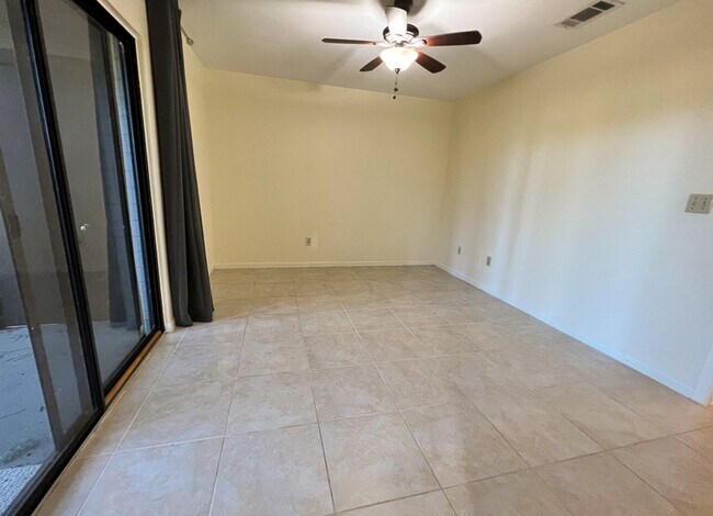 Building Photo - 2BR/1BA Flat in Marchwood - Available Nove...