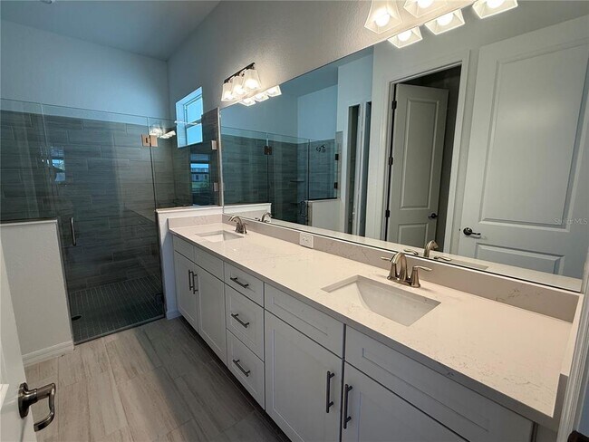 Building Photo - 5543 Lightning Whelk Ln