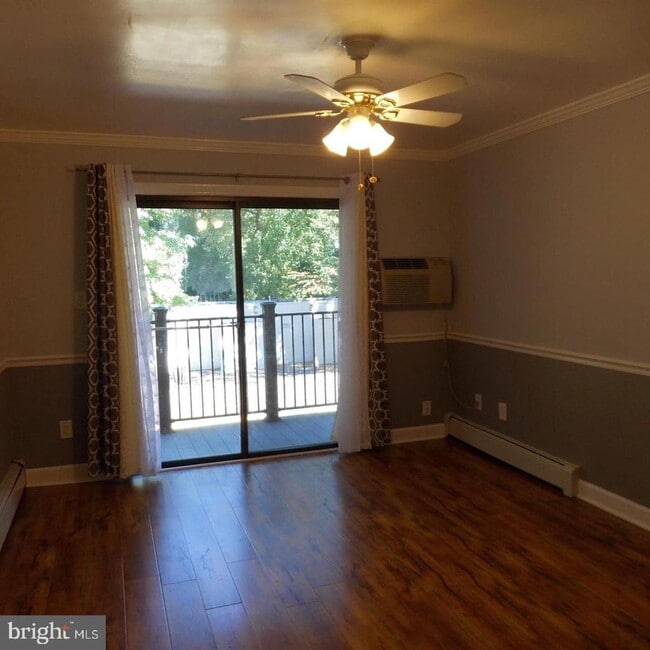 Building Photo - 2848 Annandale Rd