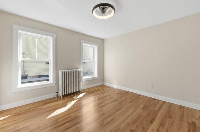 Building Photo - 20 Beacon St