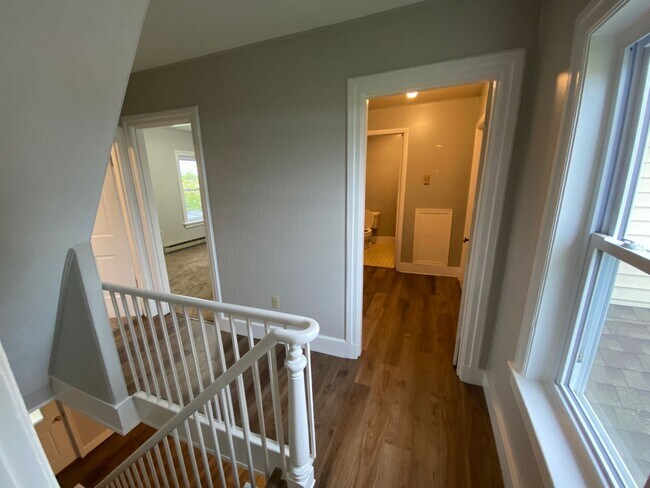 Building Photo - Coming soon! 4 Bedroom Farmhouse for Rent ...