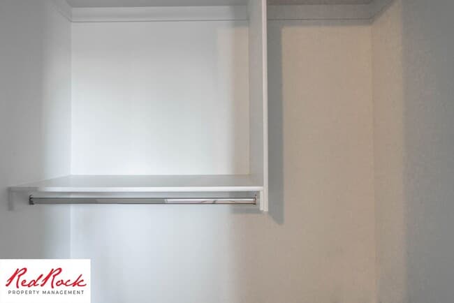 Building Photo - MOVE IN SPECIAL! $200 Off 1st Full Months Rent!