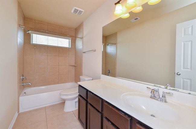 Building Photo - 21906 Cascade Hollow Ln