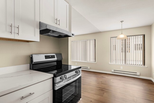 Building Photo - Recently Renovated 1BR in Fantastic Missio...