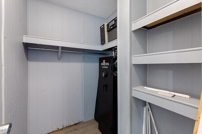 Building Photo - 1022 Dogwood Ln