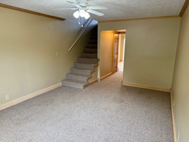 Building Photo - 1616 Spring Valley Dr